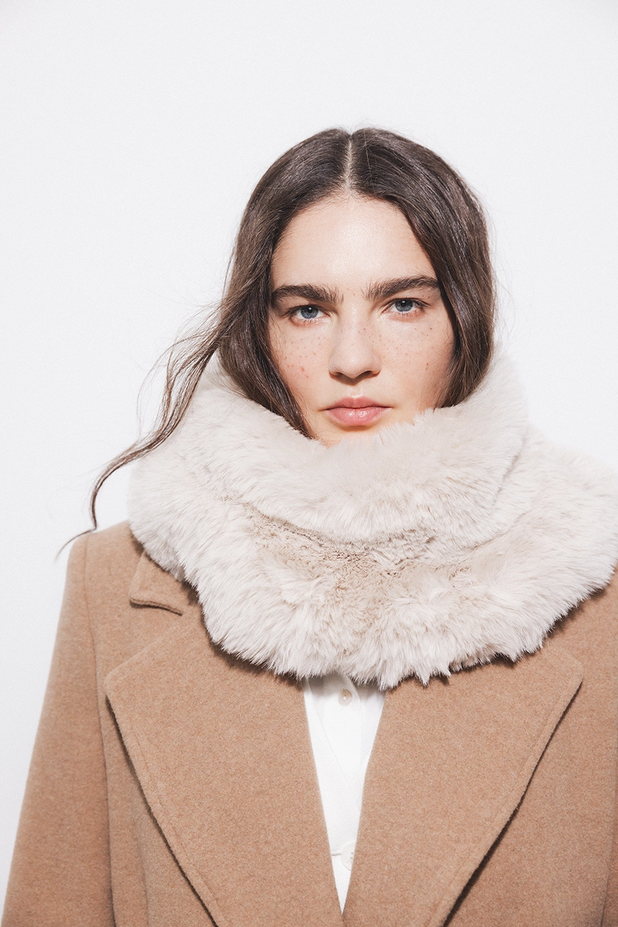 AW25