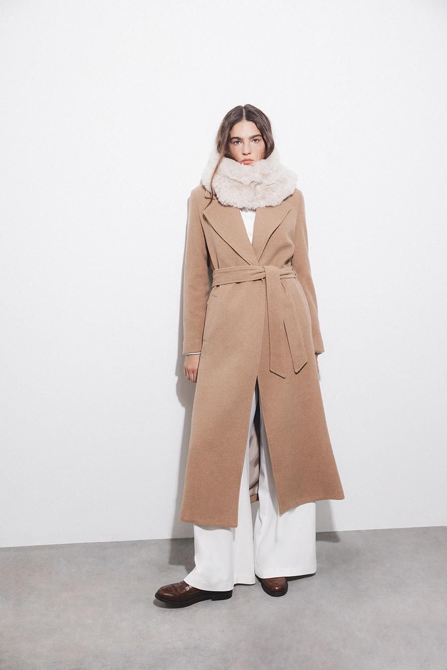 AW25