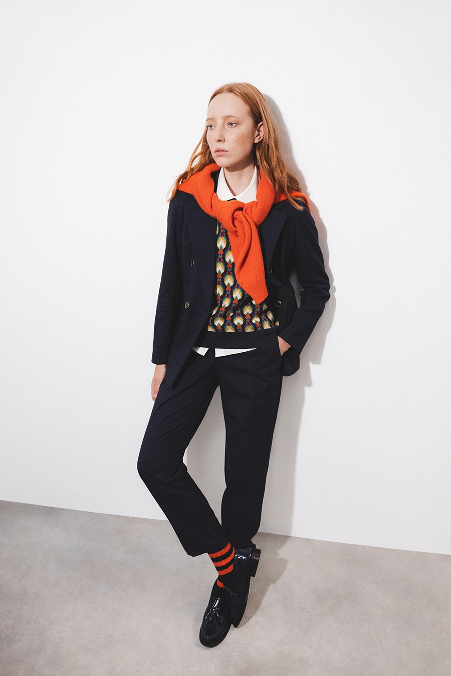AW25